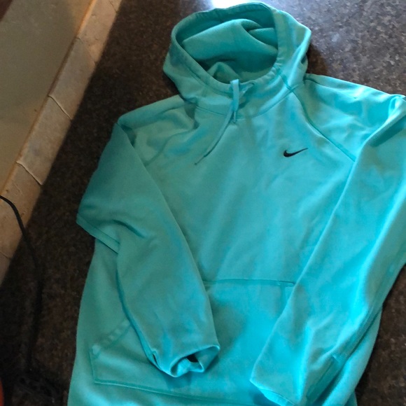 dri-fit nike hoodie (size: small) - Picture 2 of 2